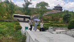 <b>不畏酷暑，参观指导促提升</b>