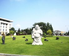 石雕艺术：凝固的时光，永恒的美学